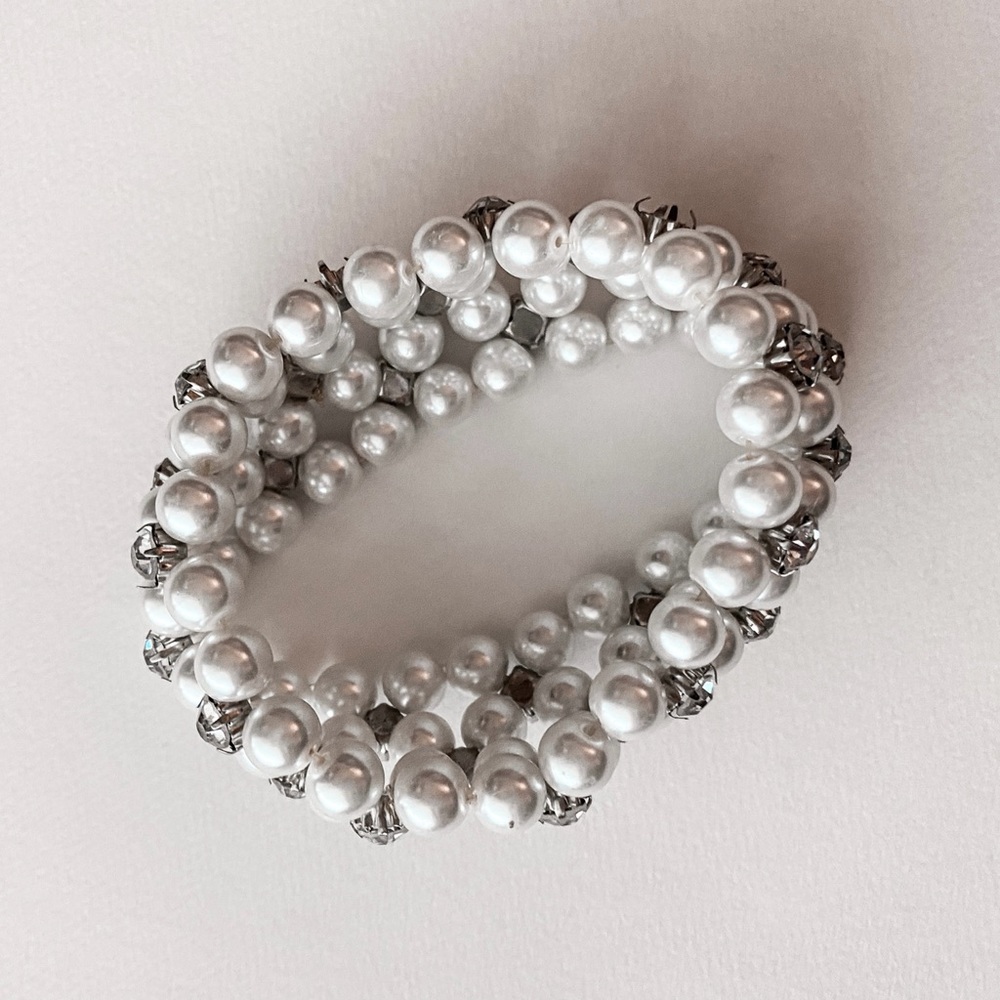 Silver Pearl & Jewel Bracelet